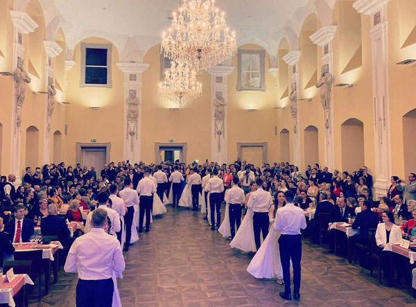 Showband - hudební vystoupení pro vaše párty